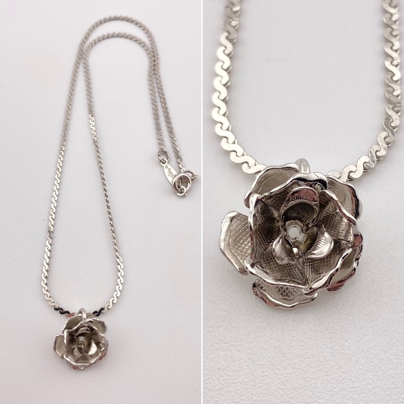 Vintage Napier Rose Silver Tone Necklace